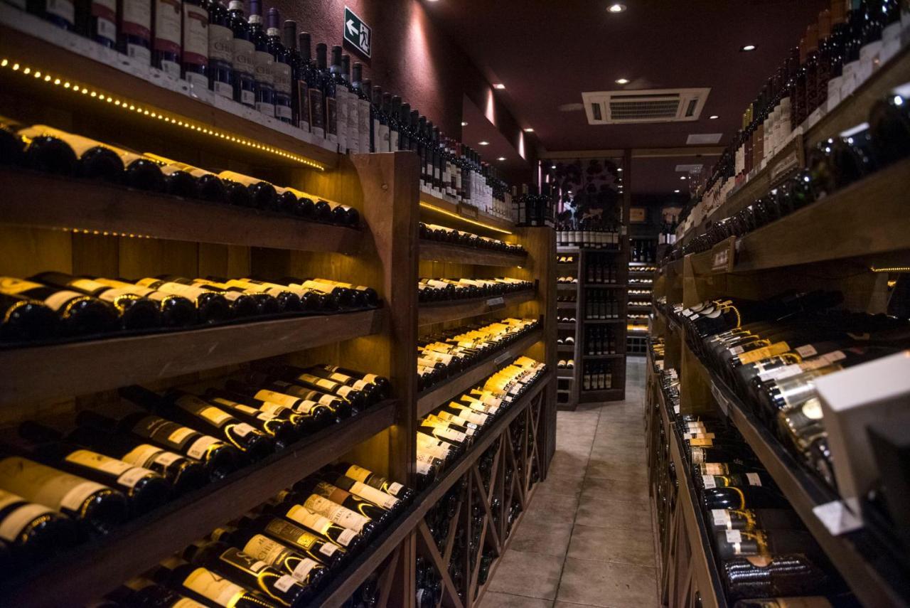 Royal Boutique Savassi Hotel Belo Horizonte Extérieur photo Wine shop in Tokyo