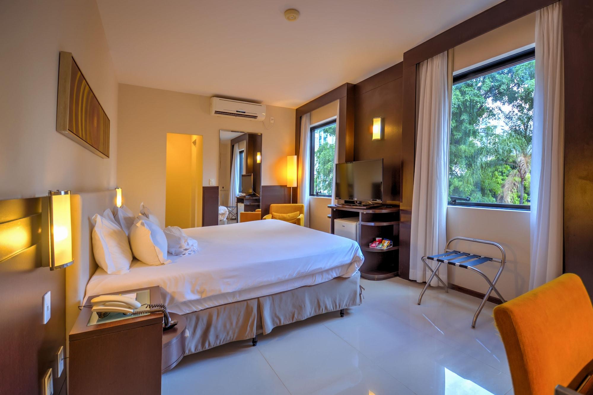 Royal Boutique Savassi Hotel Belo Horizonte Extérieur photo A room at the hotel