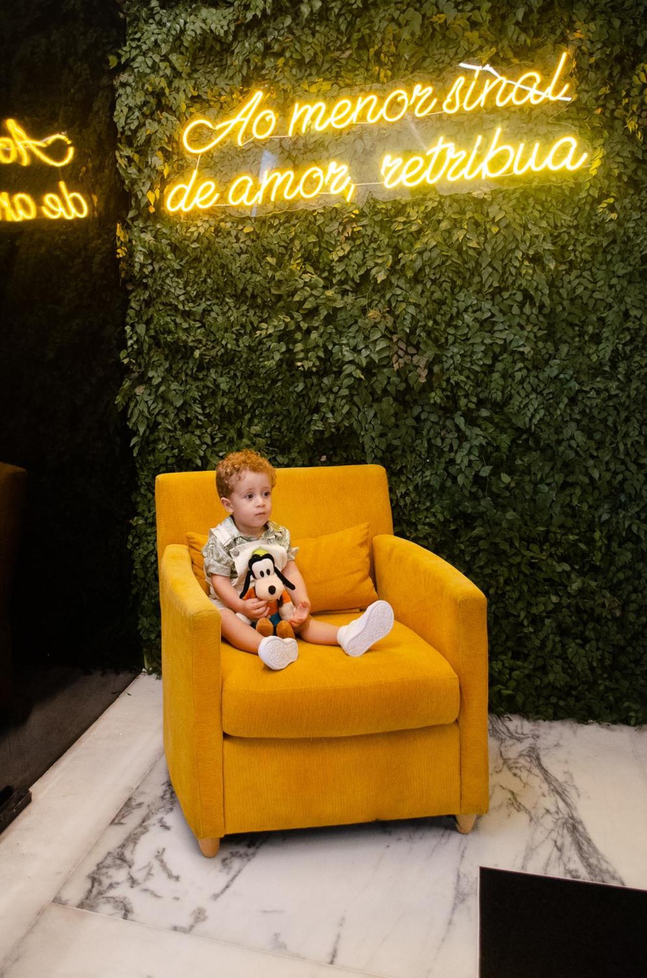 Royal Boutique Savassi Hotel Belo Horizonte Extérieur photo A child with a Goofy plush