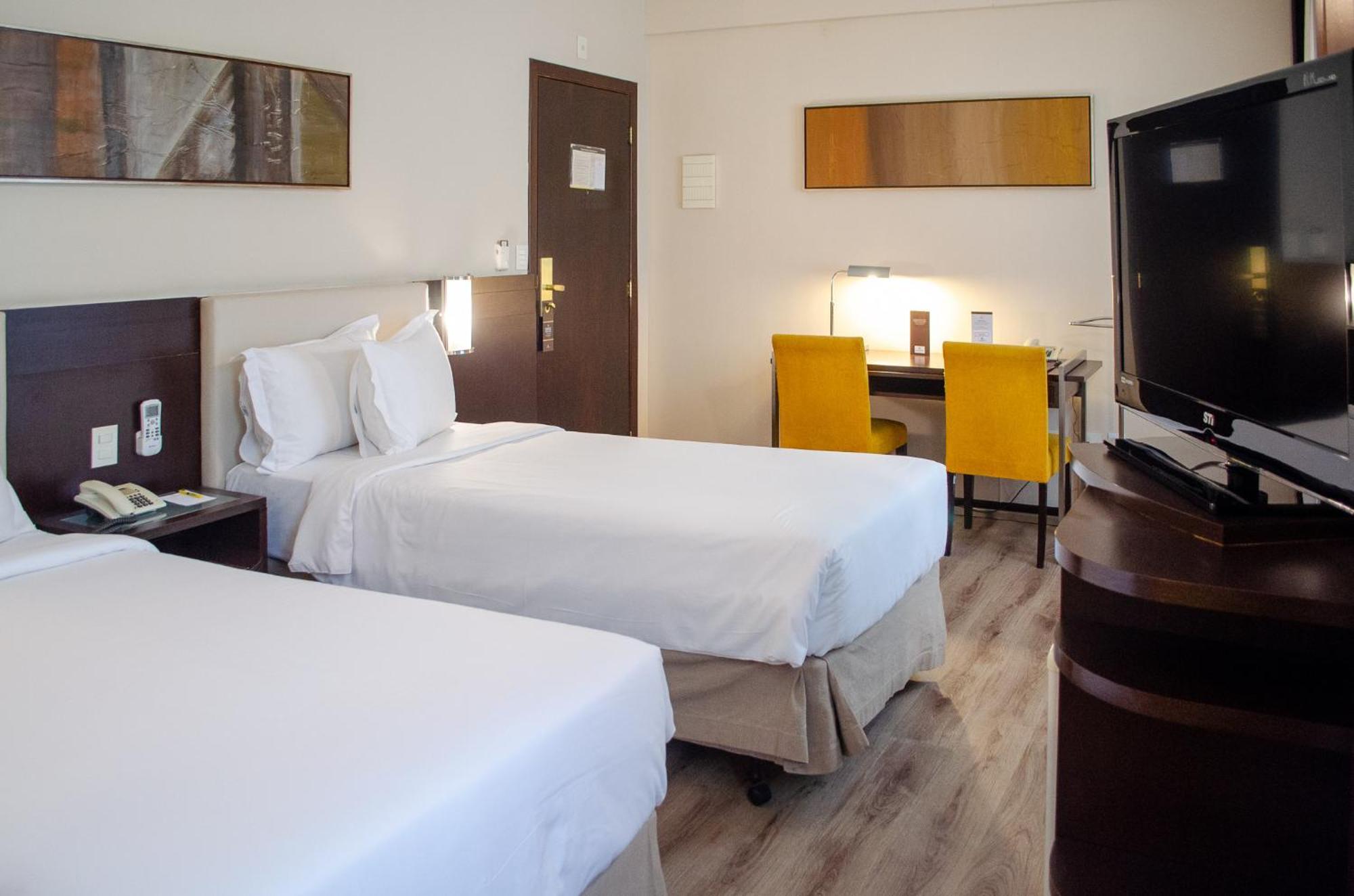 Royal Boutique Savassi Hotel Belo Horizonte Extérieur photo A typical room at the hotel